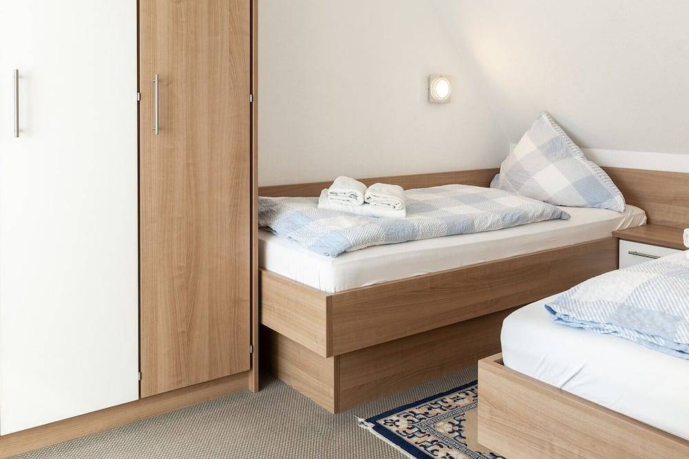 Entire apartment, Family-friendly vacation apartment with garden in quiet Ostdorf in Juist