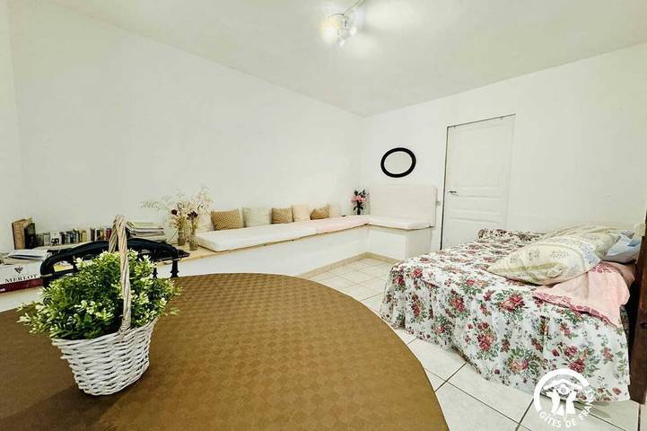 Location de vacances pour 6 personnes, animaux acceptés à Soulatgé - 2