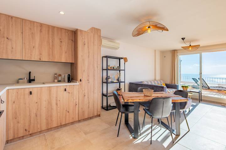 Apartamento entero, Apartamento 'Vistamar 96' con vistas al mar, Wi-Fi y aire acondicionado in Benitachell, Costa Blanca