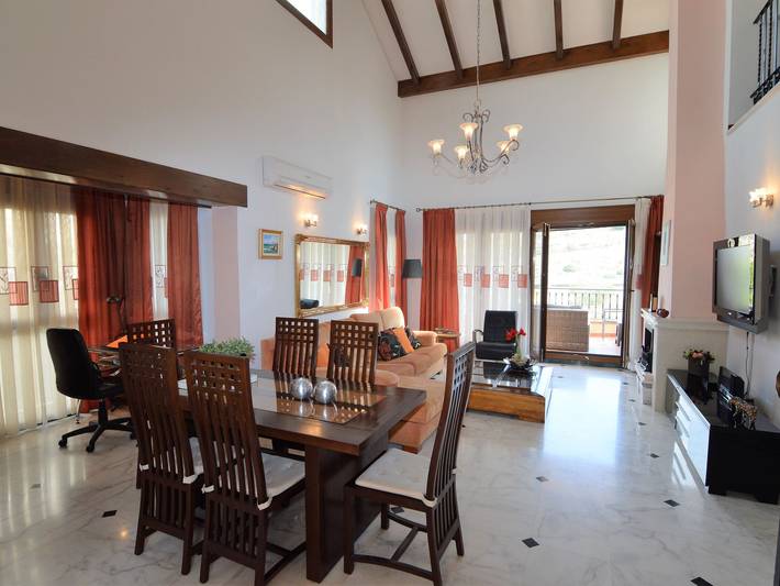 Casa rural para 6 personas, con Balcón y Terraza además de Jardín y Piscina en Jacarilla - 3