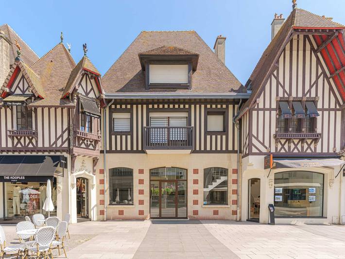 Gîte pour 6 personnes, avec Balcon/Terrasse dans Casino de Deauville