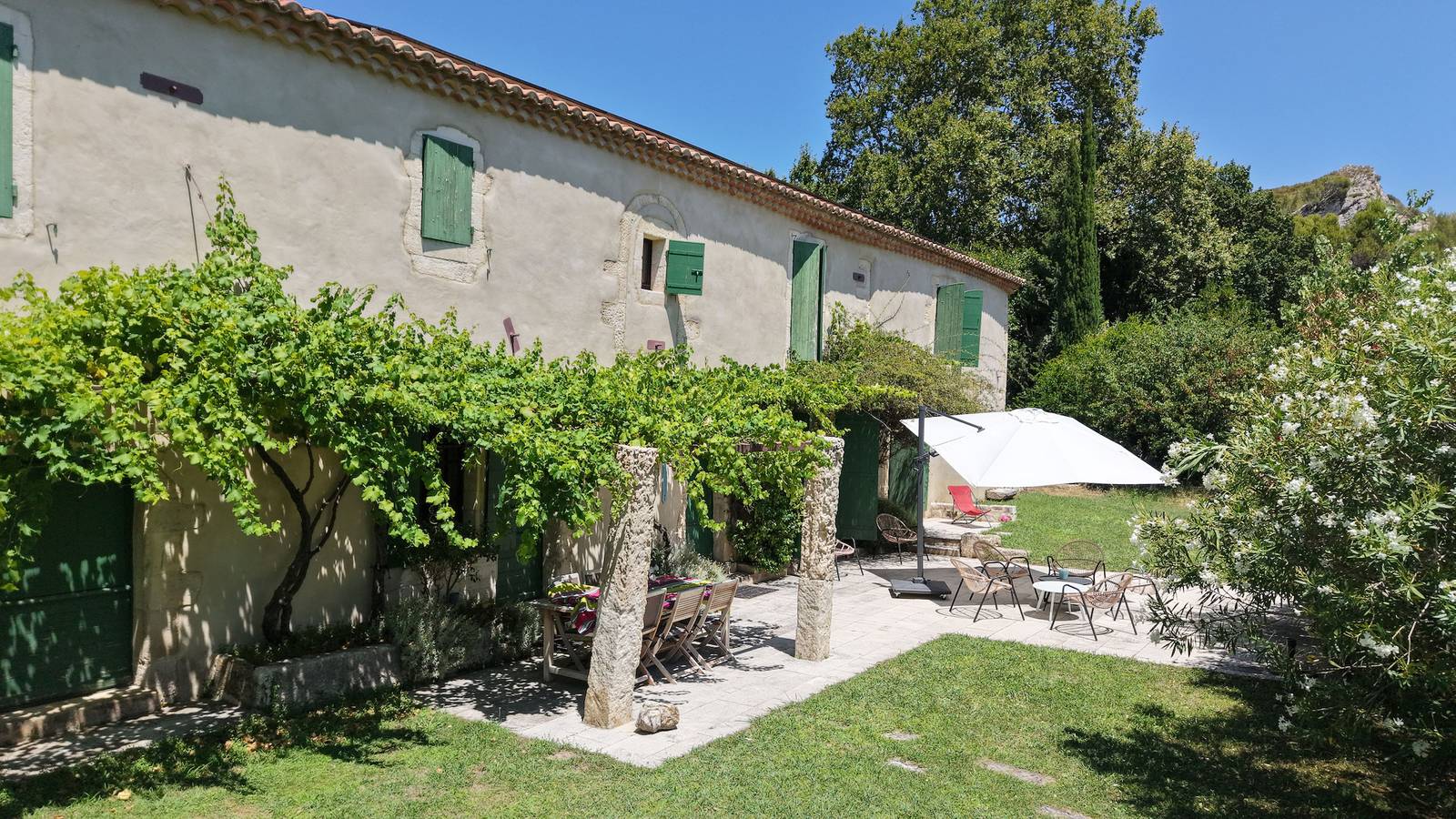 Mas avec piscine, vue Maussane les Alpilles, 10 pers in Maussane-les-Alpilles, Région d'Arles