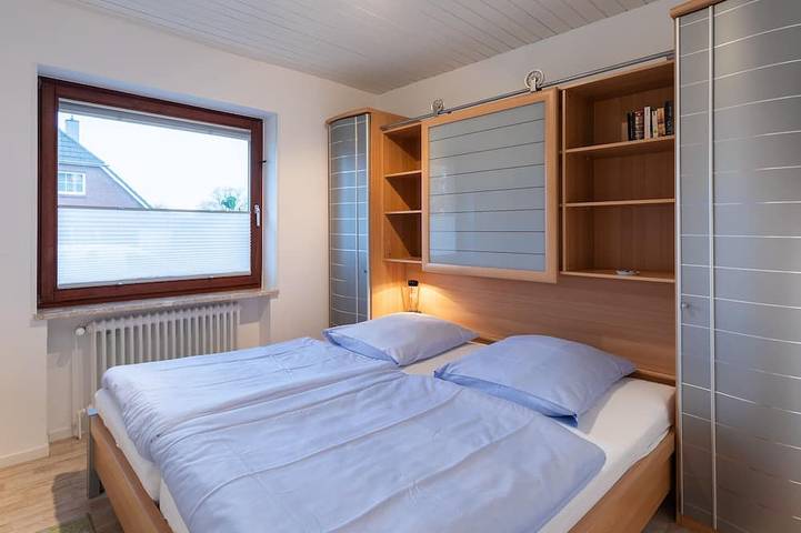 Appartement entier, Appartement-Salle de bain privée-Balcon-Erdgeschoss in Duhnen, Cuxhaven