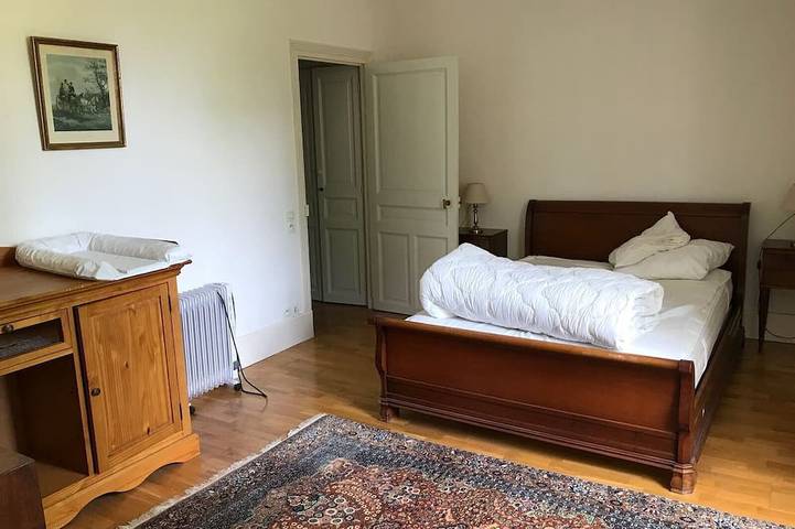 Location de vacances pour 16 personnes, avec terrasse et jardin, animaux acceptés à Uchizy - 3