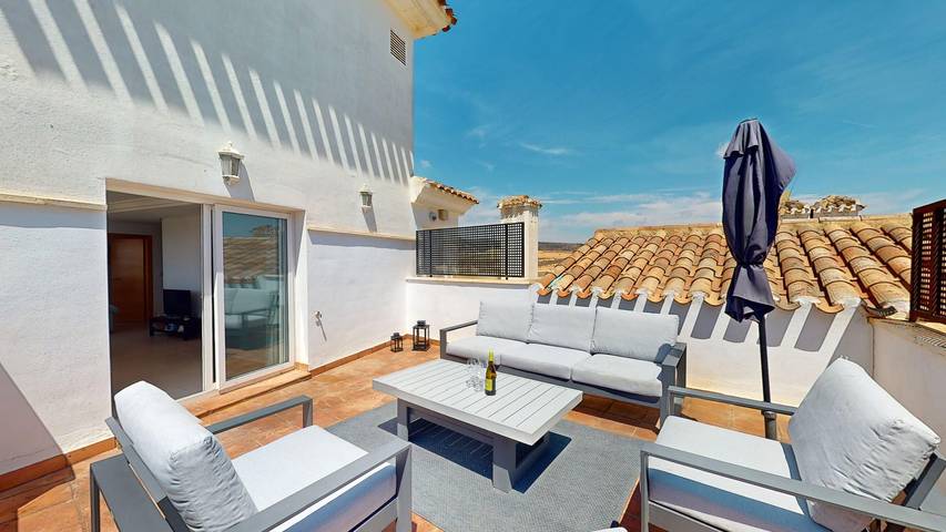 Apartment for 4 people, with view and terrace as well as pool in Murcia