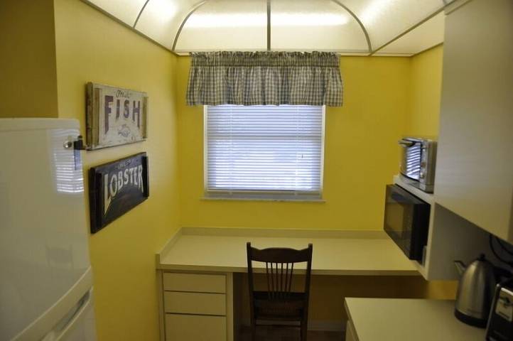 Vacation rental for 6 people, with yard and pool in New Smyrna Beach