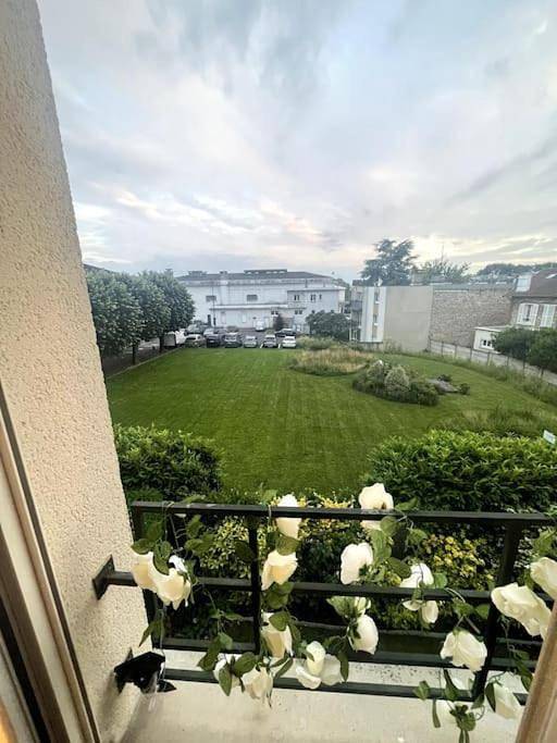 Geheel appartement, One-Bedroom Apartment with Garden View in Deuil-la-Barre, Val-d'Oise