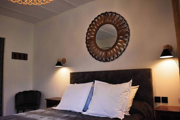 Location de vacances pour 10 personnes, avec jardin, animaux acceptés à Sainte-Eulalie-d'Olt - 3