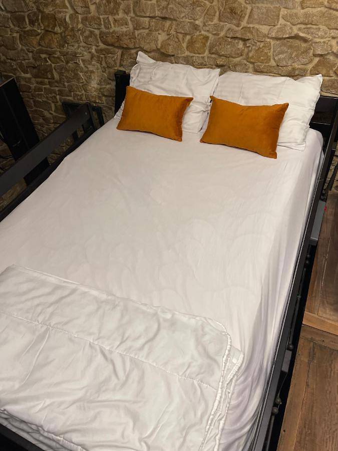 Location de vacances pour 6 personnes, avec jardin à Chiny - 2