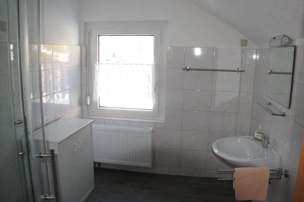 Ganze Wohnung, Ferienwohnung / Ferienhaus im Südharz / Wohnung im Dachgeschoss 65 m2 in Wieda, Harzvorland