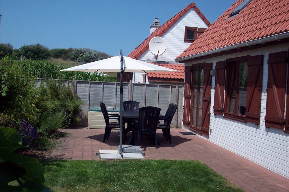 Direkt hinter den Dünen im Fabiola Beach Park in Wenduine, De Haan