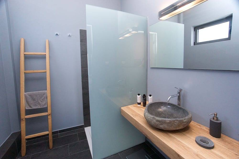 Luxury Villa Marina with private access to the sea! in Skala, Kefalonia