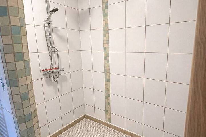 Ferienhaus für 2 Personen, mit Terrasse und Garten in Hamswehrum - 4