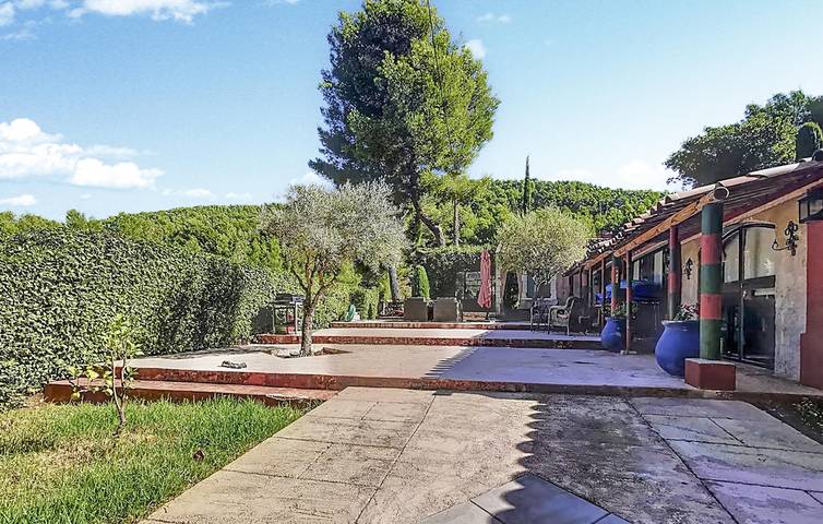 Maison de vacances pour 6 personnes, avec sauna et jardin ainsi que terrasse et piscine à Le Beausset