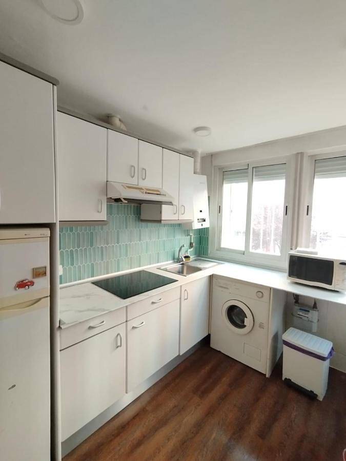 Apartamento entero, Piso luminoso en Madrid Rio in Madrid, Provincia de Madrid