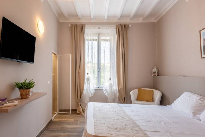 Appartamento intero, Camera 'L'arco Del Pellegrino' con Wi-Fi e Aria Condizionata in Monteroni d'Arbia, Siena e dintorni