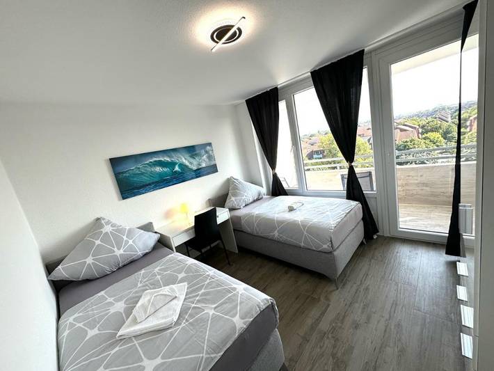 Ferienwohnung für 8 Personen, mit Ausblick und Garten - 1