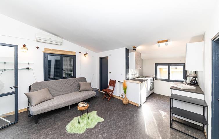 Ferienwohnung für 4 Personen, mit Terrasse, mit Haustier auf Ciovo - 4