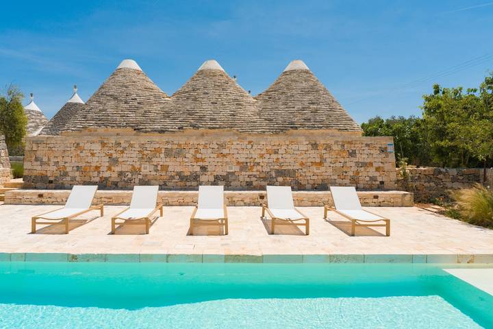 Agriturismo per 14 persone, con Idromassaggio e Giardino in Provincia di Taranto