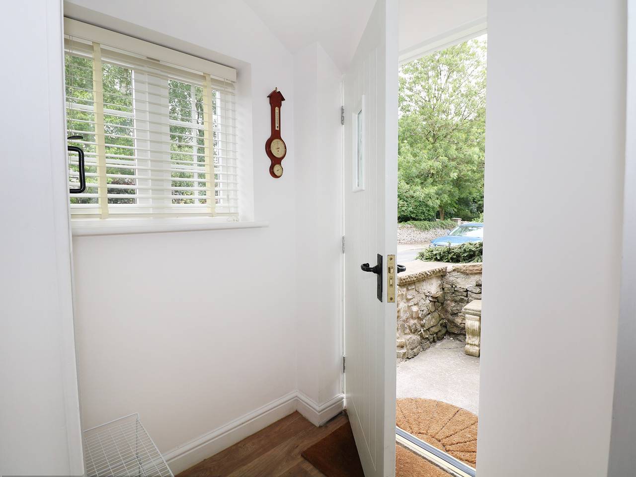 Gritstone Cottage in Great Longstone, Derbyshire