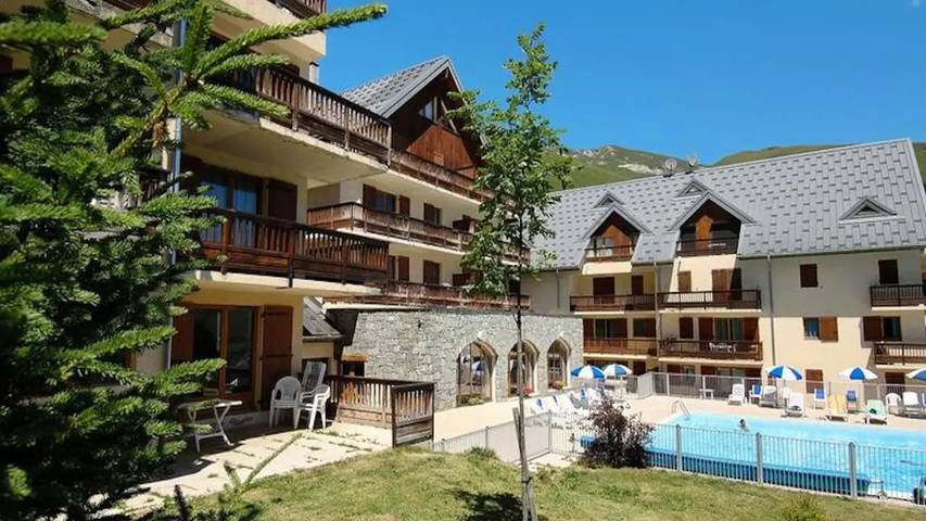 Gîte pour 7 personnes, animaux acceptés dans Col De La Croix De Fer
