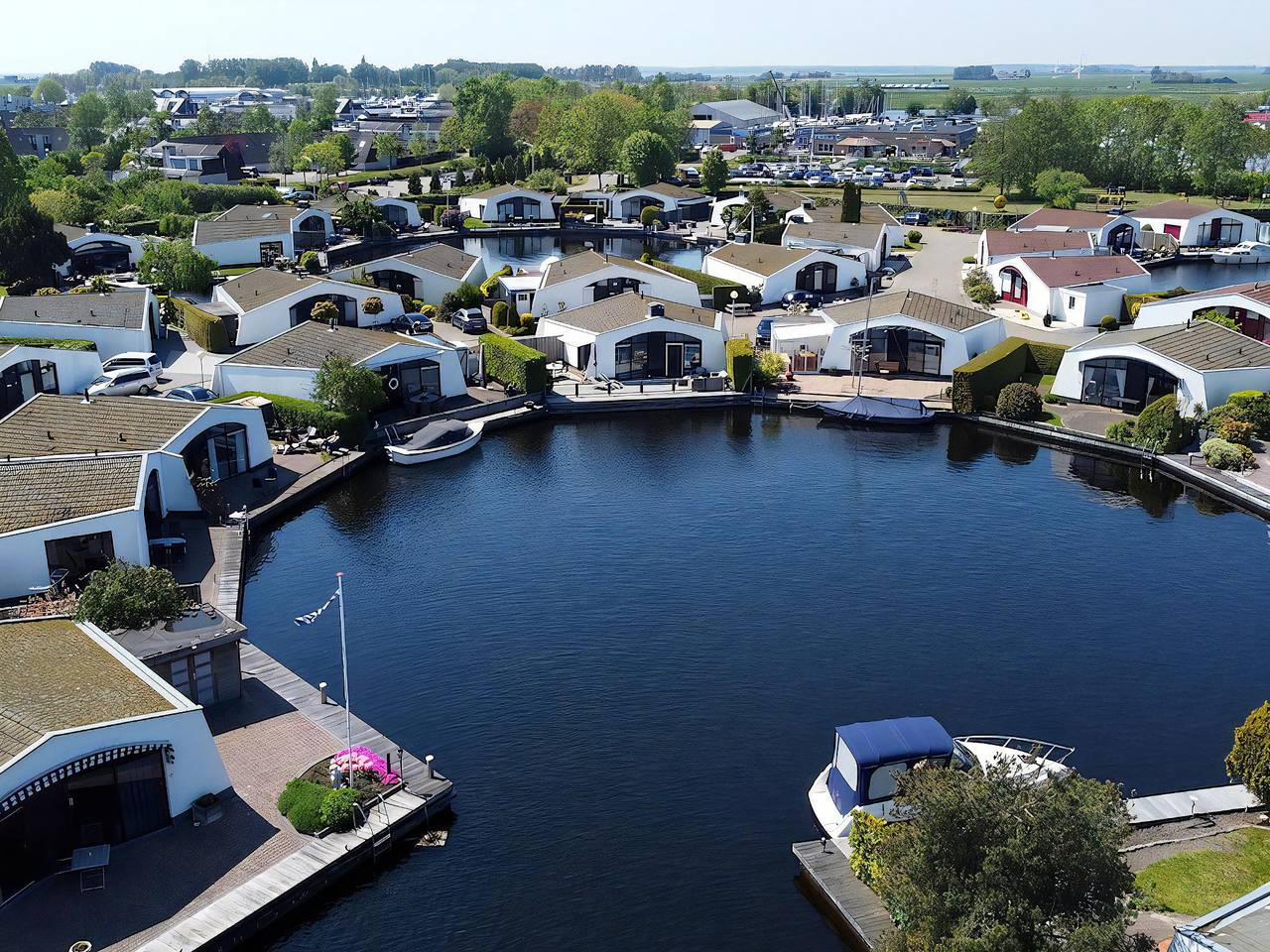 Aquaronde 117 in Lemmer, IJsselmeer