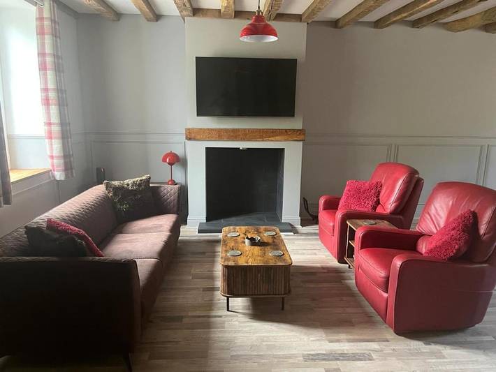 Location de vacances pour 4 personnes, avec jardin à Jouac
