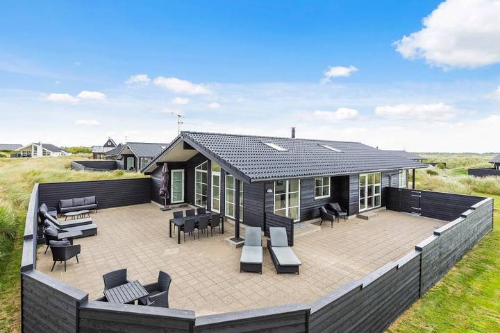 Villa for 8 personer, med sauna, husdyr tilladt i Houvig