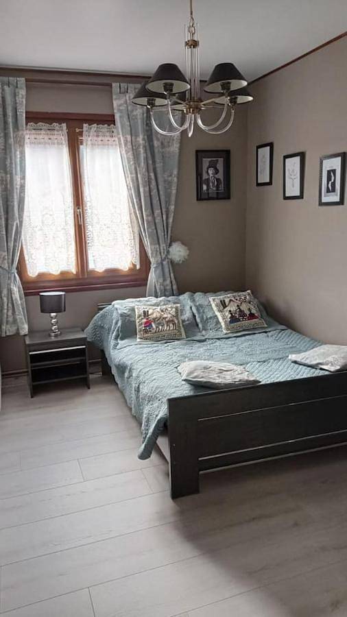 Location de vacances pour 12 personnes, avec jardin ainsi que sauna et vue, animaux acceptés à Villeneuve-d'Olmes - 2