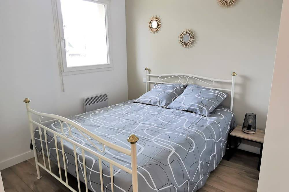Appartement entier, Appartement lumineux tout confort à 100m de la plage et proximité commerces in Saint-Cast-le-Guildo, Région de Dinan