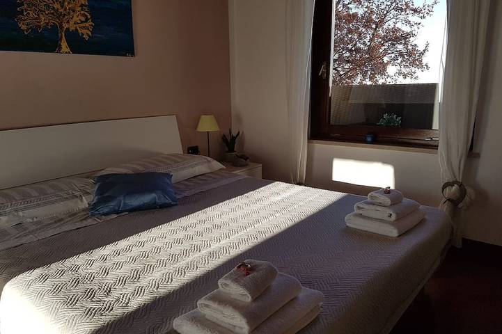 Chalet für 4 Personen, mit Balkon und Garten am Gardasee - 2