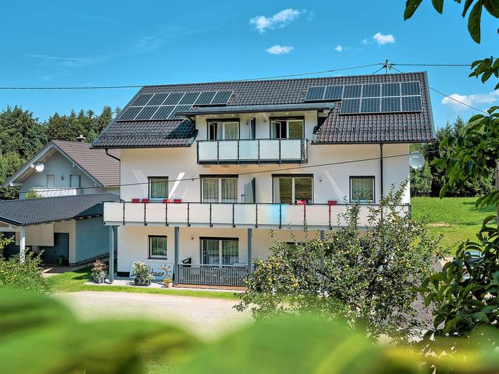 Holiday apartment for 4 people, with balcony and garden - 1