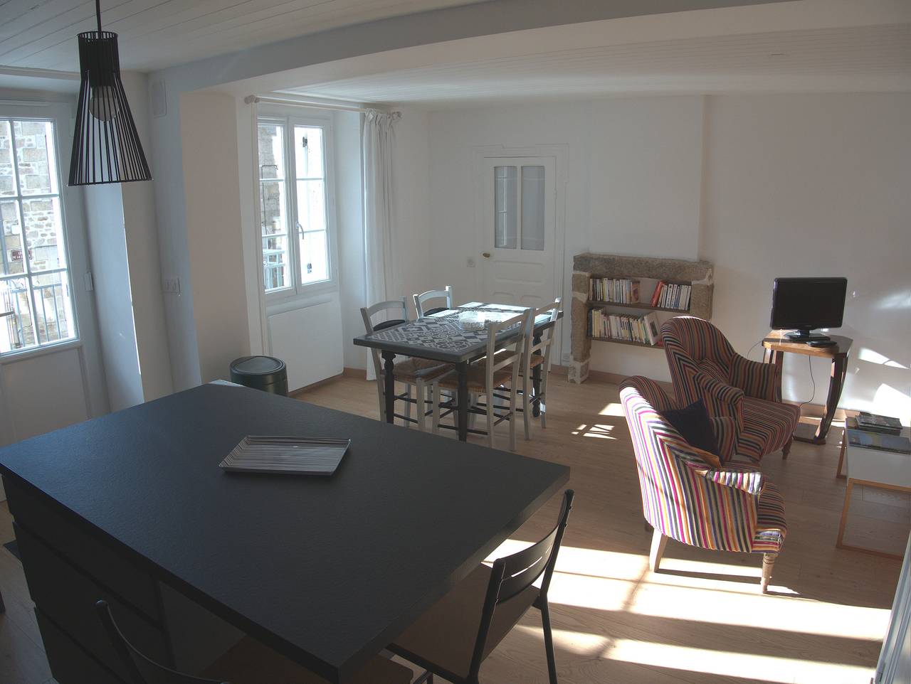 Charmante maison de centre-bourg Peyrelevade in Peyrelevade, Région d'Ussel