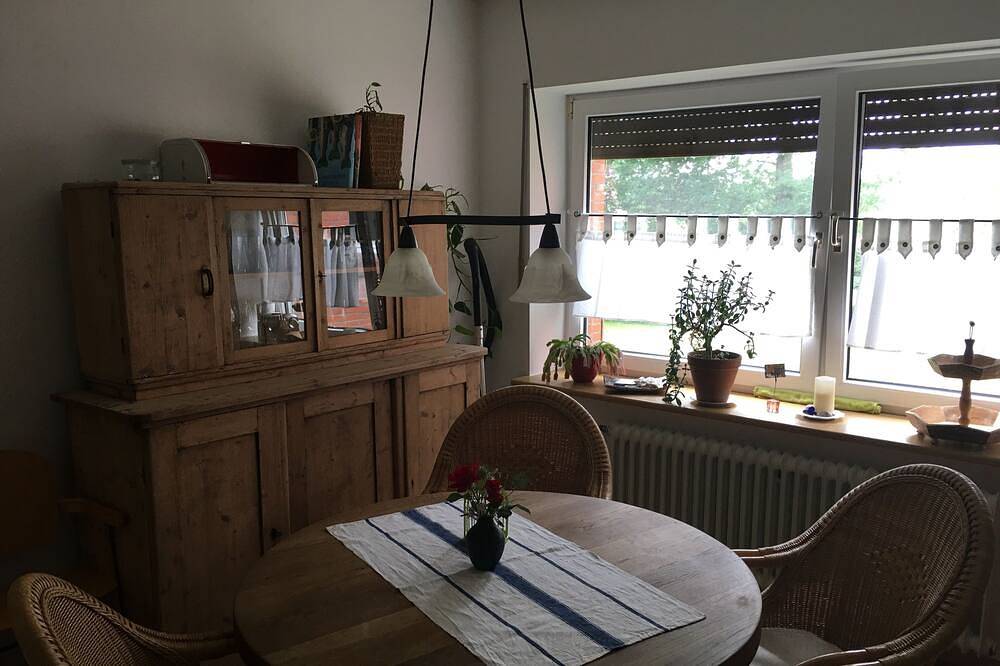 Ferienwohnung Bohse am Wald, Alleinlage, Badesee in der Nähe. 01520 3904442 — Bild 4