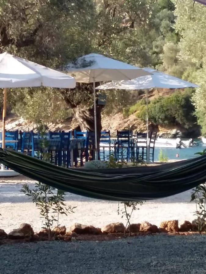 Camping für 4 Personen, mit Garten und Terrasse sowie Ausblick in Griechenland - 2