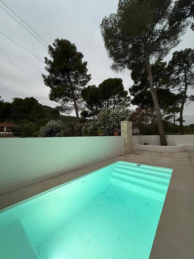 Apartamento de vacaciones para 7 personas, con piscina y terraza además de jardín y vistas - 1