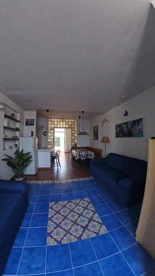 Ferienwohnung für 6 Personen, mit Balkon und Terrasse sowie Ausblick in Ponza - 4