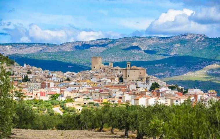 Casa rural para 12 personas, con Terraza y Jardín además de Piscina y Vistas en Moratalla - 4