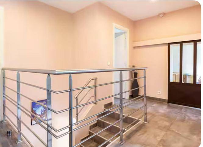 Location de vacances pour 2 personnes, avec piscine ainsi que jardin et terrasse à Myans - 3