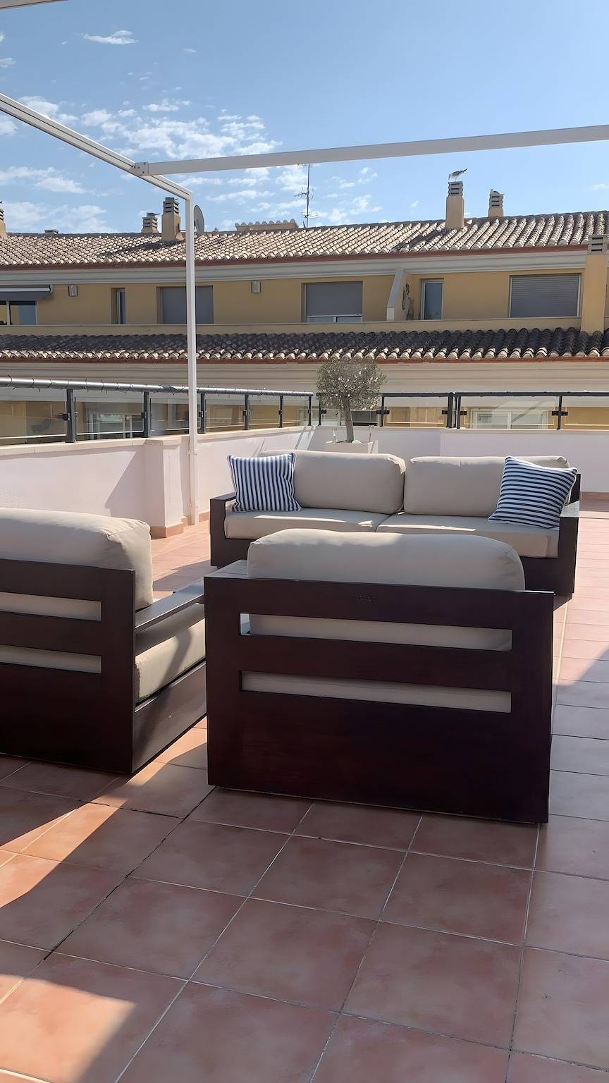Entire apartment, 'Ático Moraira' Apartment with Mountain Views, Wi-Fi, and Air Conditioning in Teulada (Spain), Costa Blanca