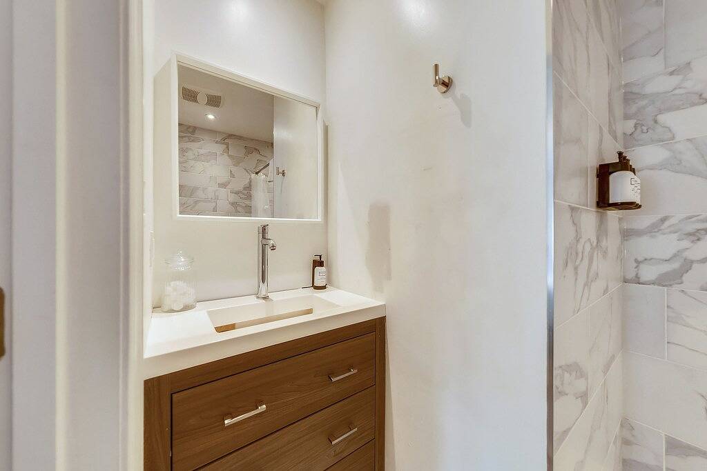 Steps to Gwu-Georgetown-Nat'l Mall | Free Parking in Washington D.C., District of Columbia