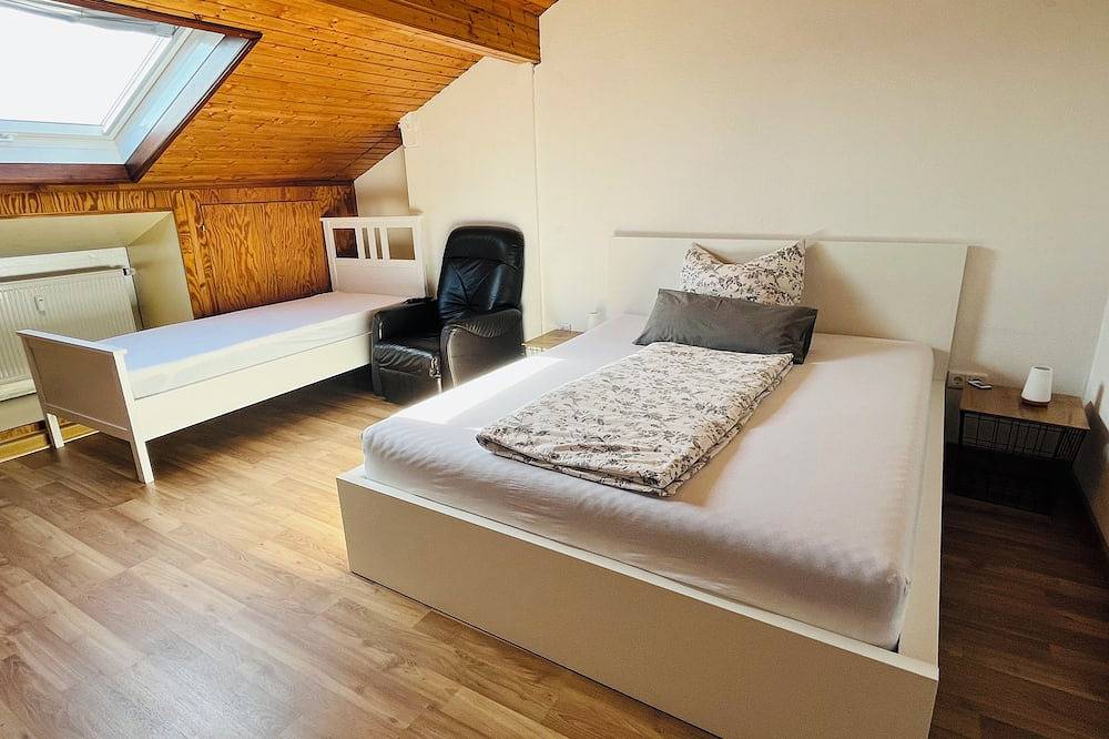 Ganze Wohnung, Geräumte 3 Zimmer Wohnung mit separater Küche in Heuchelheim, Lahntal
