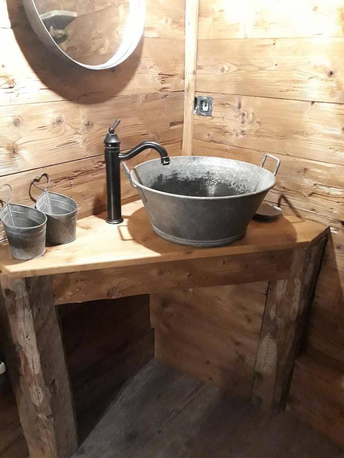 Chambre d’hôte pour 5 personnes, avec jacuzzi ainsi que jardin et piscine en Savoie - 2