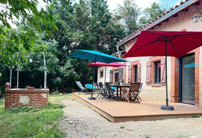Gîte pour 12 personnes, avec Terrasse et Jardin