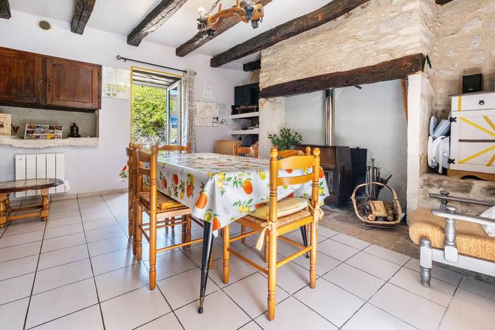 Holiday Home “La Vallée de l’Ouysse 5”: Mountain View, Wi-Fi, Air Conditioning in Lacave, Quercy