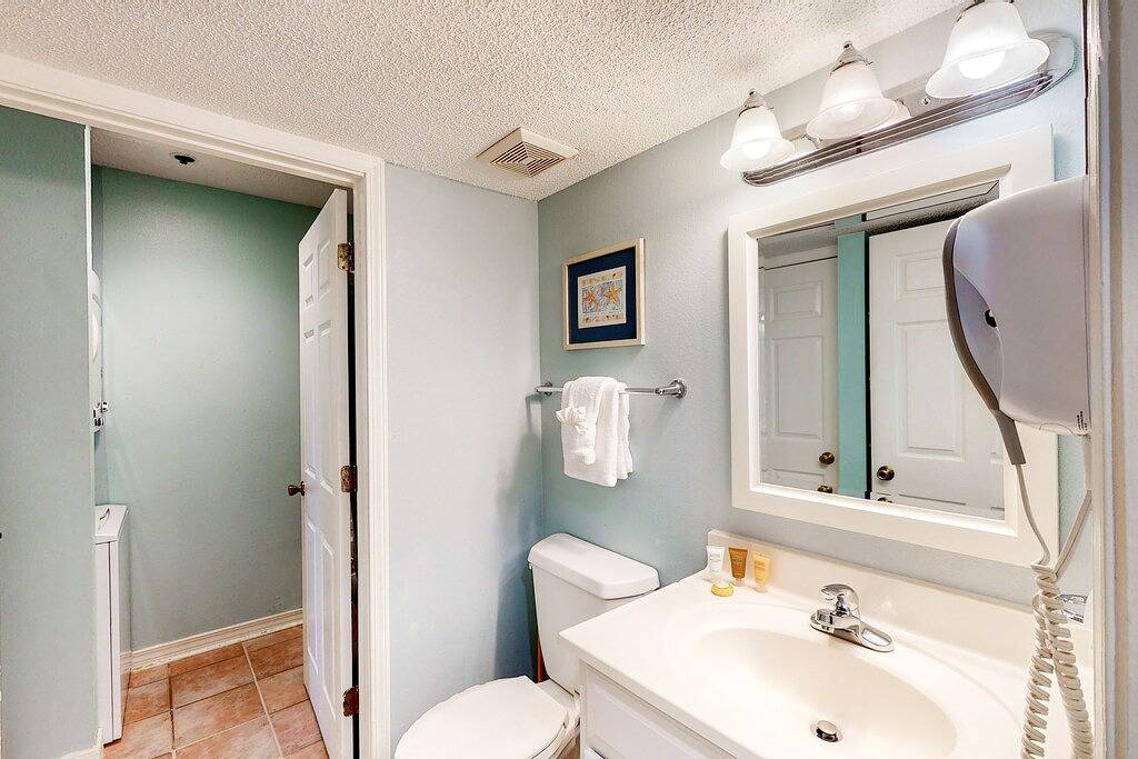 Vacation Apartment for 6 Guests in Destin, Emerald Coast