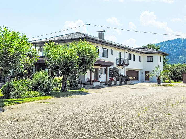 Ferienwohnung für 6 Personen, mit Balkon und Garten