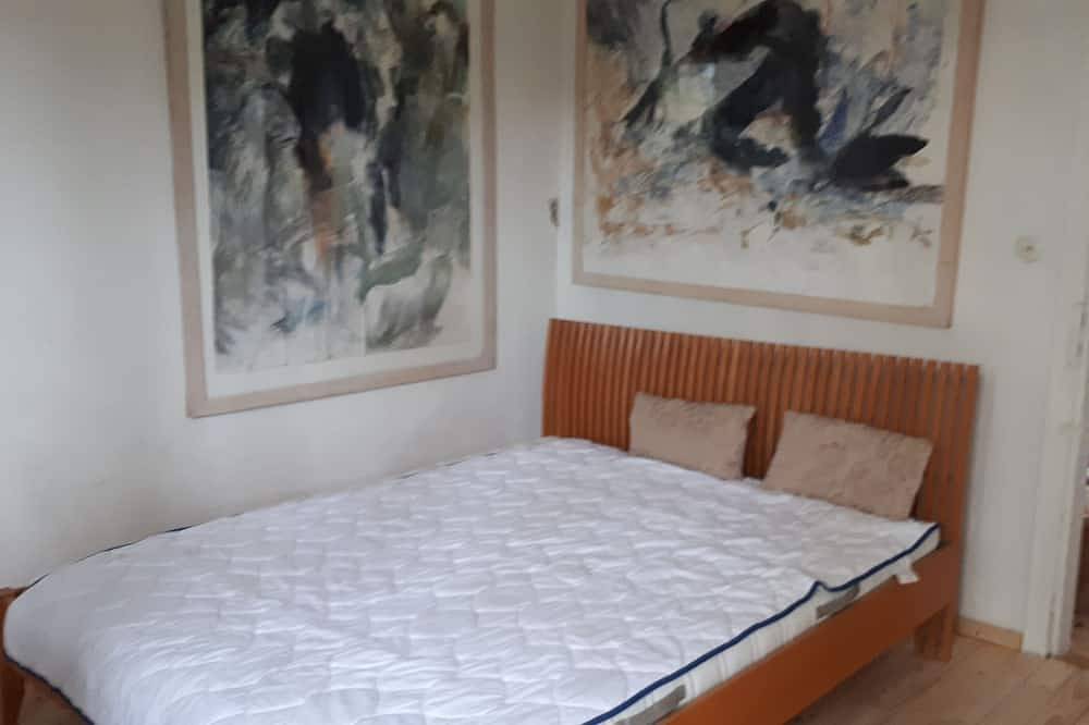 Haus im grünen - nur 10 Minuten vom Dom entfernt und in 20 Minuten per Auto zum Flughafen in Hürth, Rhein-Erft-Kreis