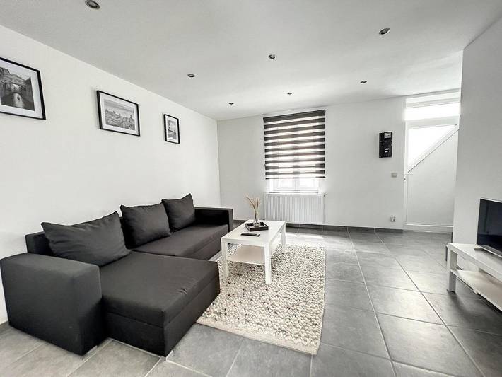 Location de vacances pour 6 personnes, avec Terrasse et Jardin dans Aéroport de Charleroi Bruxelles Sud Gosselies