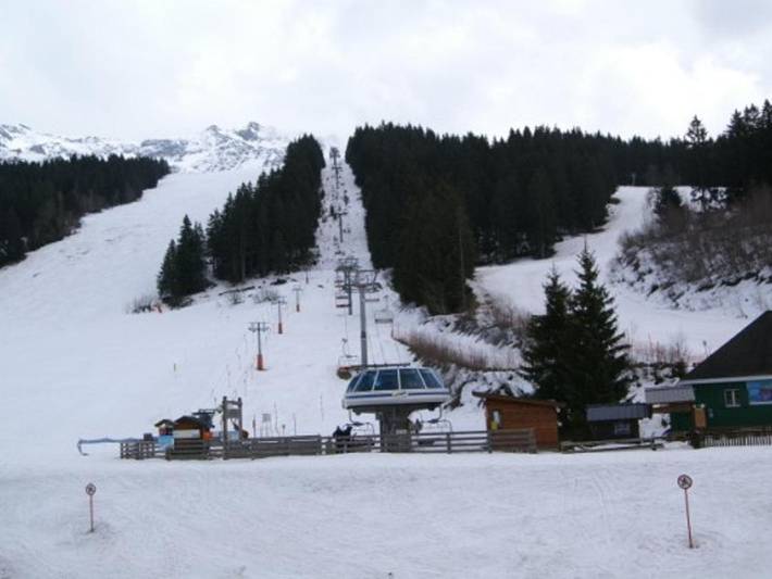 Gîte pour 4 personnes dans Office De Tourisme Des Sept Laux - 4